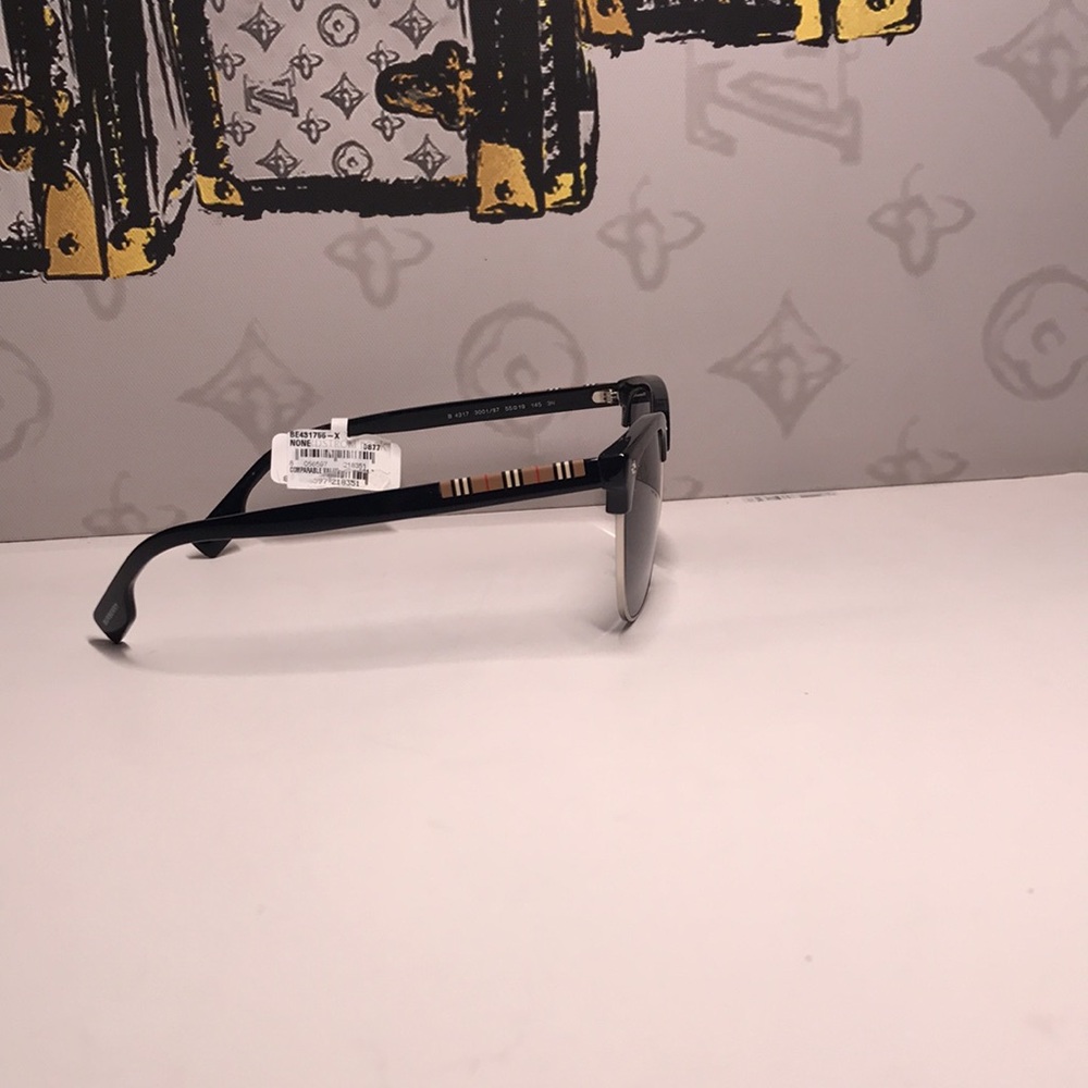 New Authentic Burberry BE4317 8351 Sunglasses - Picture 12 of 15
